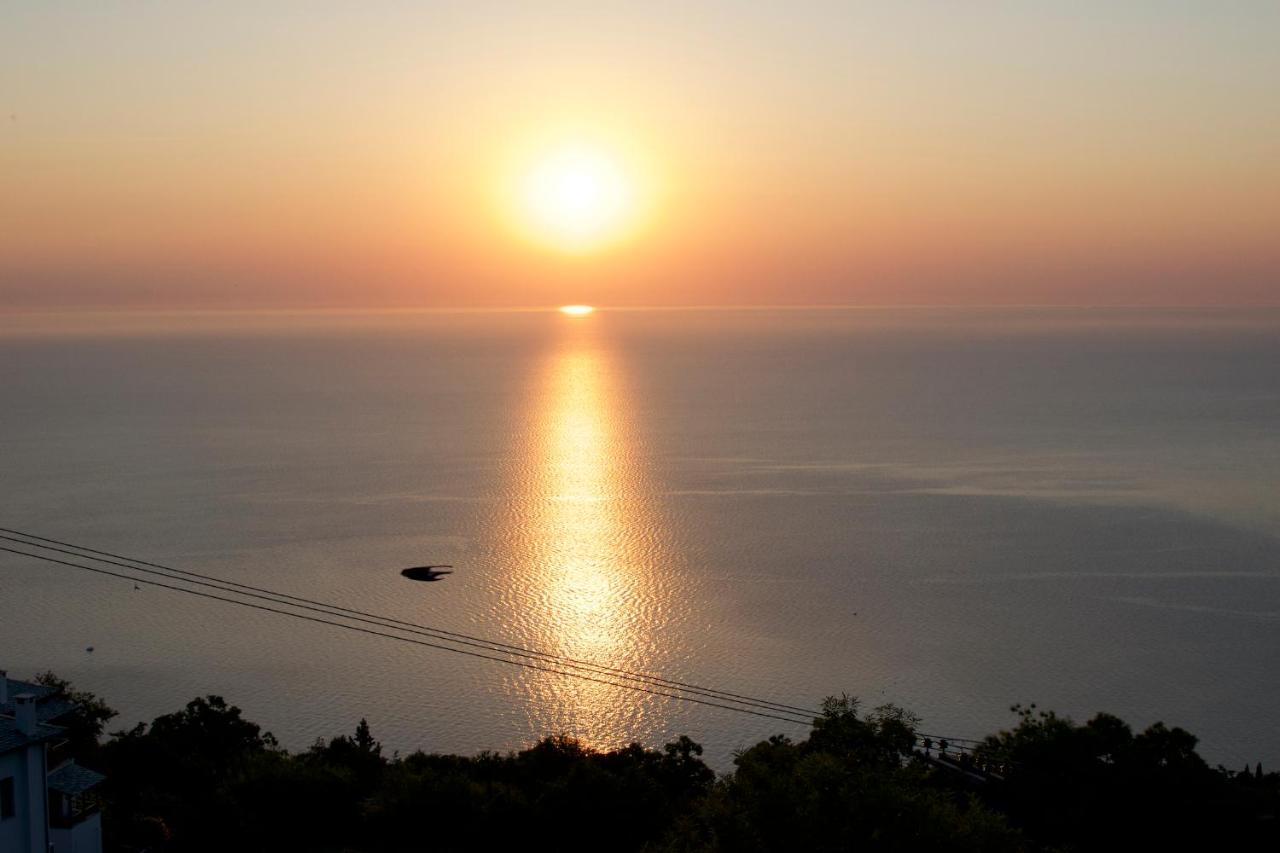 Alkmini Otel Áyios Dhimítrios Dış mekan fotoğraf